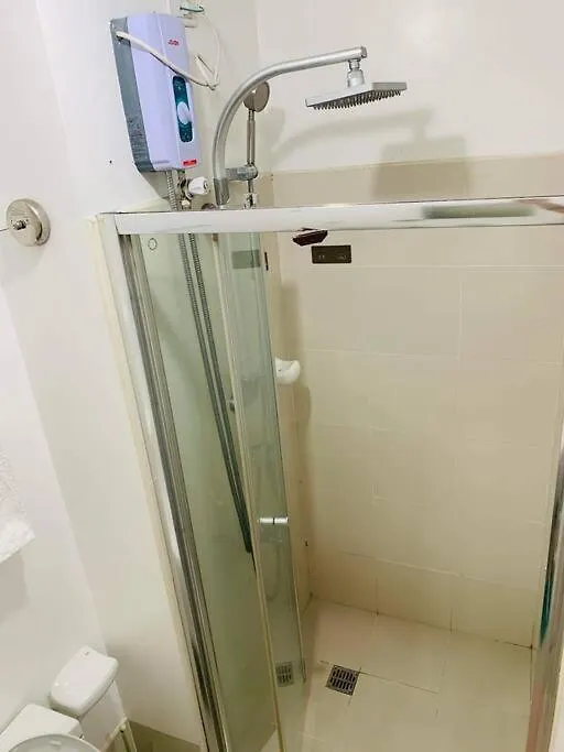 Apartment Affordable Home With Balcony Near Boni Mrt Manila