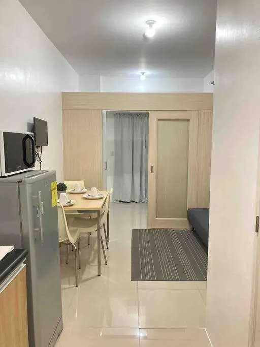 Affordable Home With Balcony Near Boni Mrt Manila Apartment