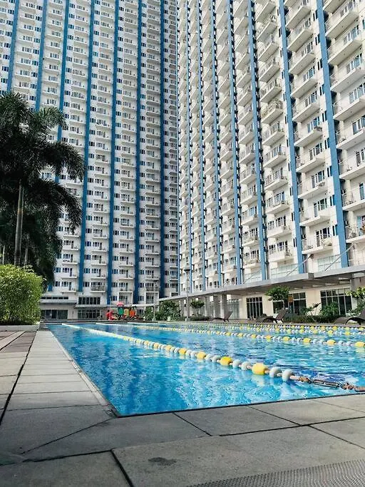Affordable Home With Balcony Near Boni Mrt Manila Apartment