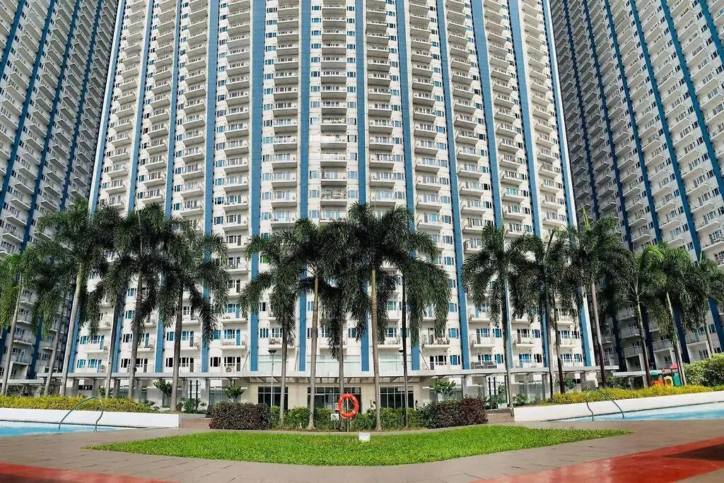 Affordable Home With Balcony Near Boni Mrt contacts